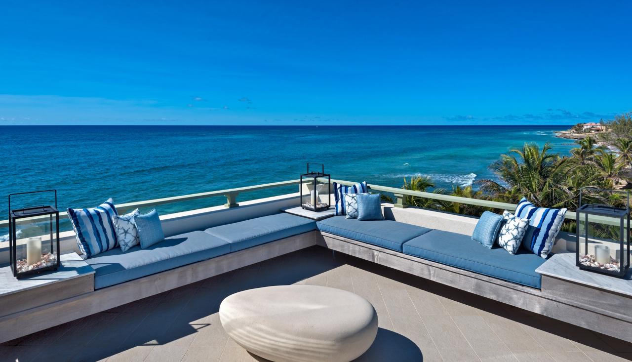 Hector House is a 3 bed, 3.5 bath beachfront home in Barbados